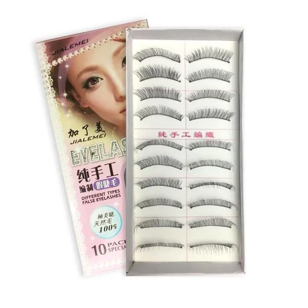 Caixa com 10 Pares de Cílios Postiços 218#