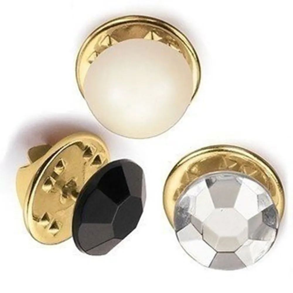 Abotoador PIN de decote Versátil Kit com 3 itens✨ /"Transforme seu look em segundos: estilo, praticidade e segurança – tudo sem costura!/"/"Chega de decotes indesejados, alças caindo e roupas sem graça: descubra o acessório fashion que valoriza seu loo