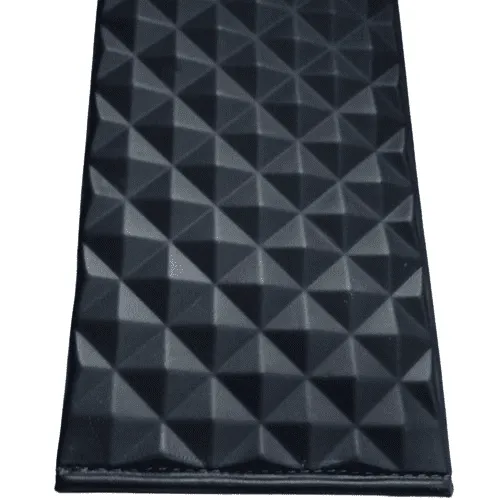 Avon Carteira de Mão, porta Celular Preta Dimensões: L 18,5 cm x 10,5 a x 2 cm - material E.V.A. Preto fecho ","short_description":null,"relevance":5,"tags":null,"min_quantity":1,"max_quantity":null,"sell_in_kit_only":null,"meta_title":null,"meta_descripti