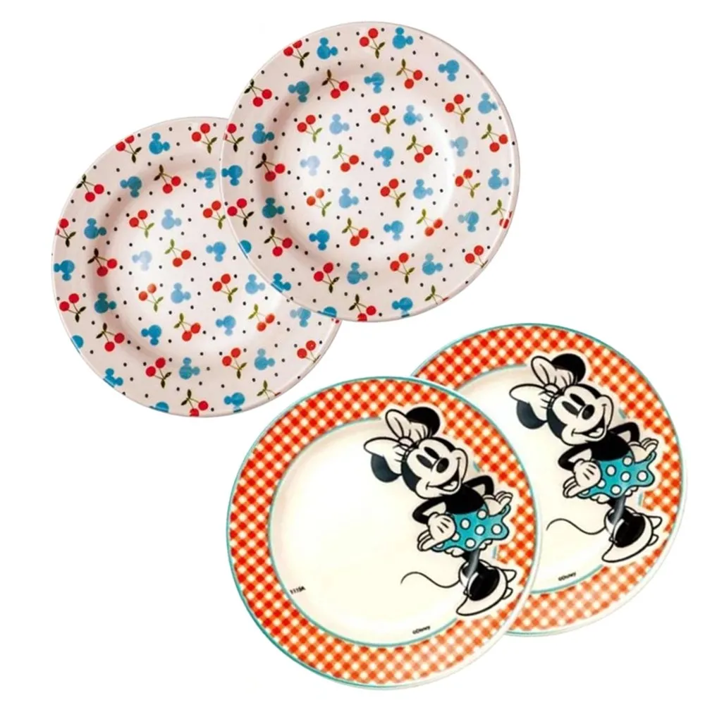 Avon Moda e Casa Pratos Conjunto 4 Pratos Disney OXFORDAvon Moda e Casa Pratos Conjunto 4 Pratos Disney OXFORD 2 pratos rasos 24cm formam o conjunto perfeito para alegrar suas refeições. + 2 pratos fundos 21,5 cm diametroCategoria: À MesaCor: Preto e Verm